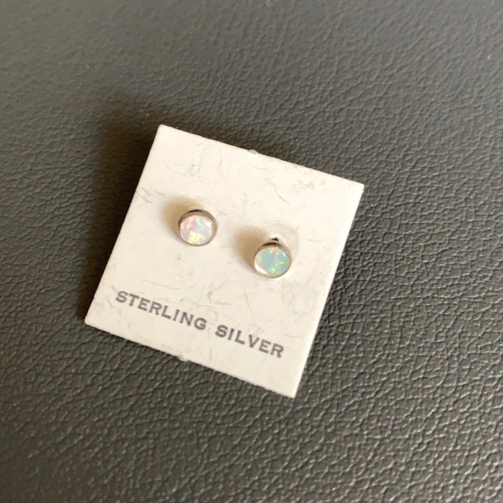 Round sterling silver studs